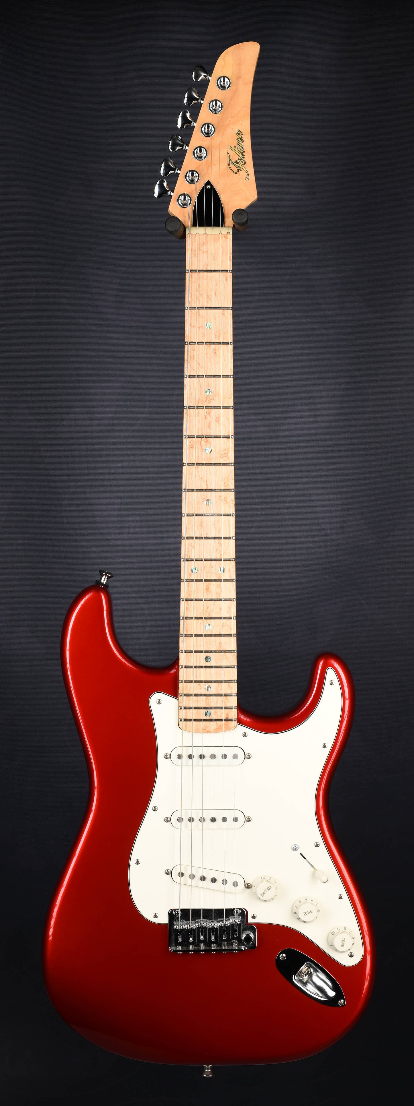 Feline alder S-type with lean back headstock Candy Apple Red