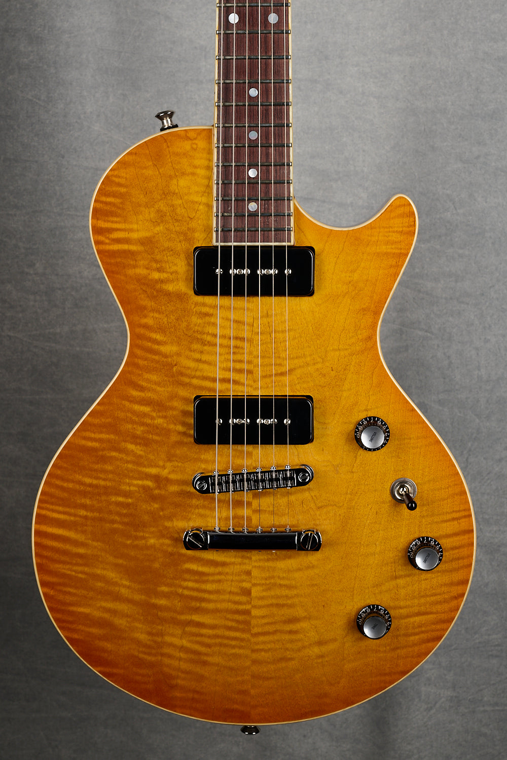 Feline Lion Blues-Cat Mahogany/Maple Cap with BKP P90s