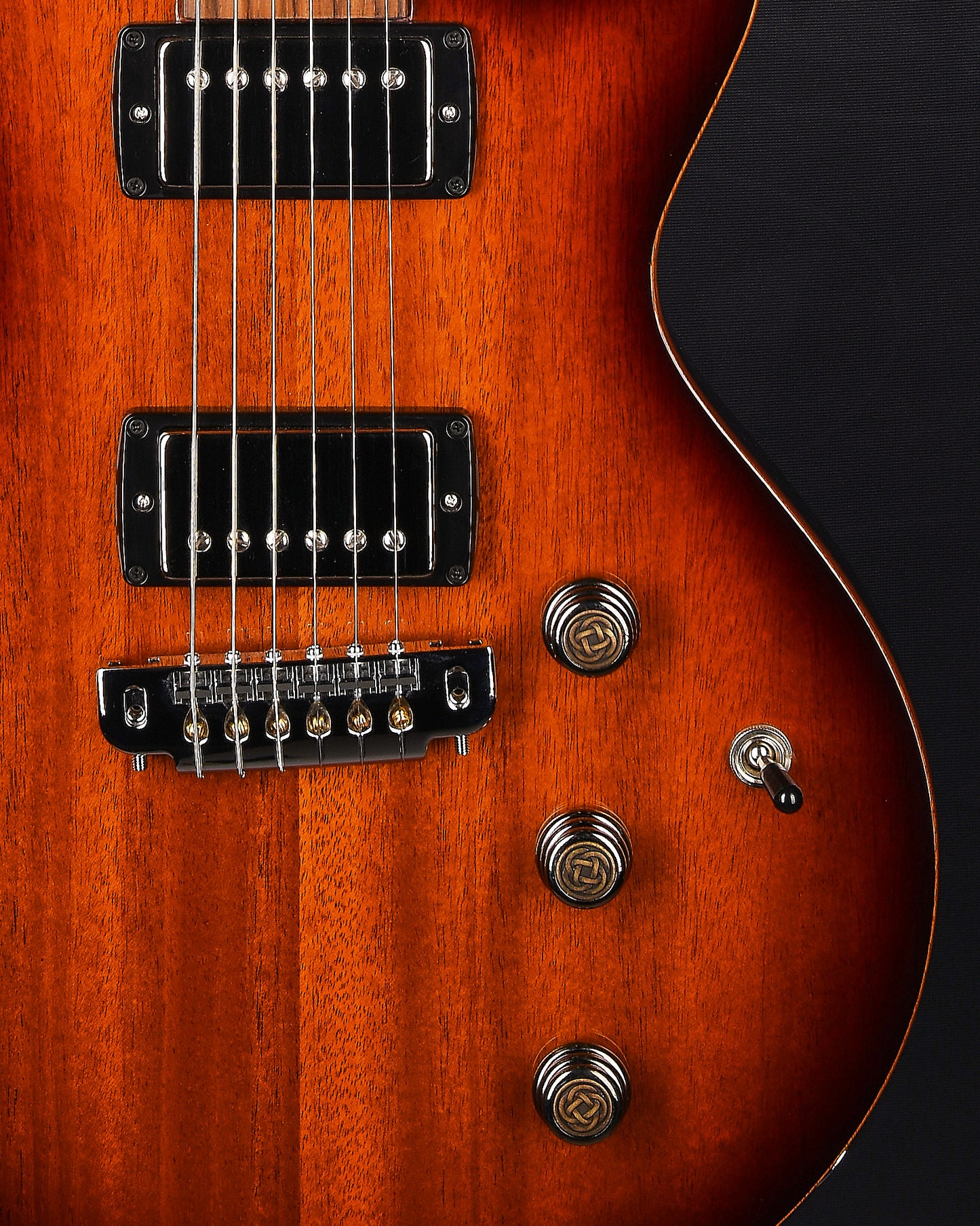 Lion DropTop - Mahogany