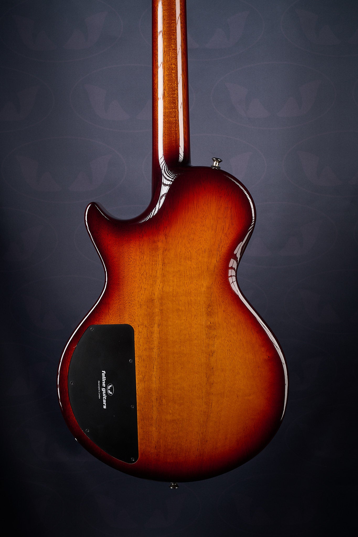 Lion DropTop - Mahogany