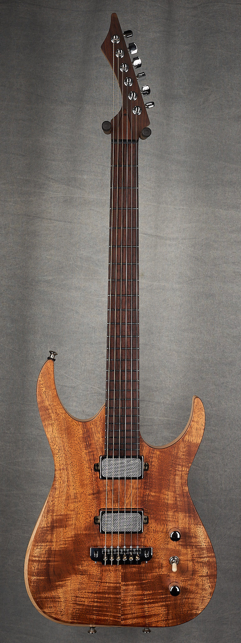 Blackmachine B6 Koa Top with wraparound bridge - Feline Made