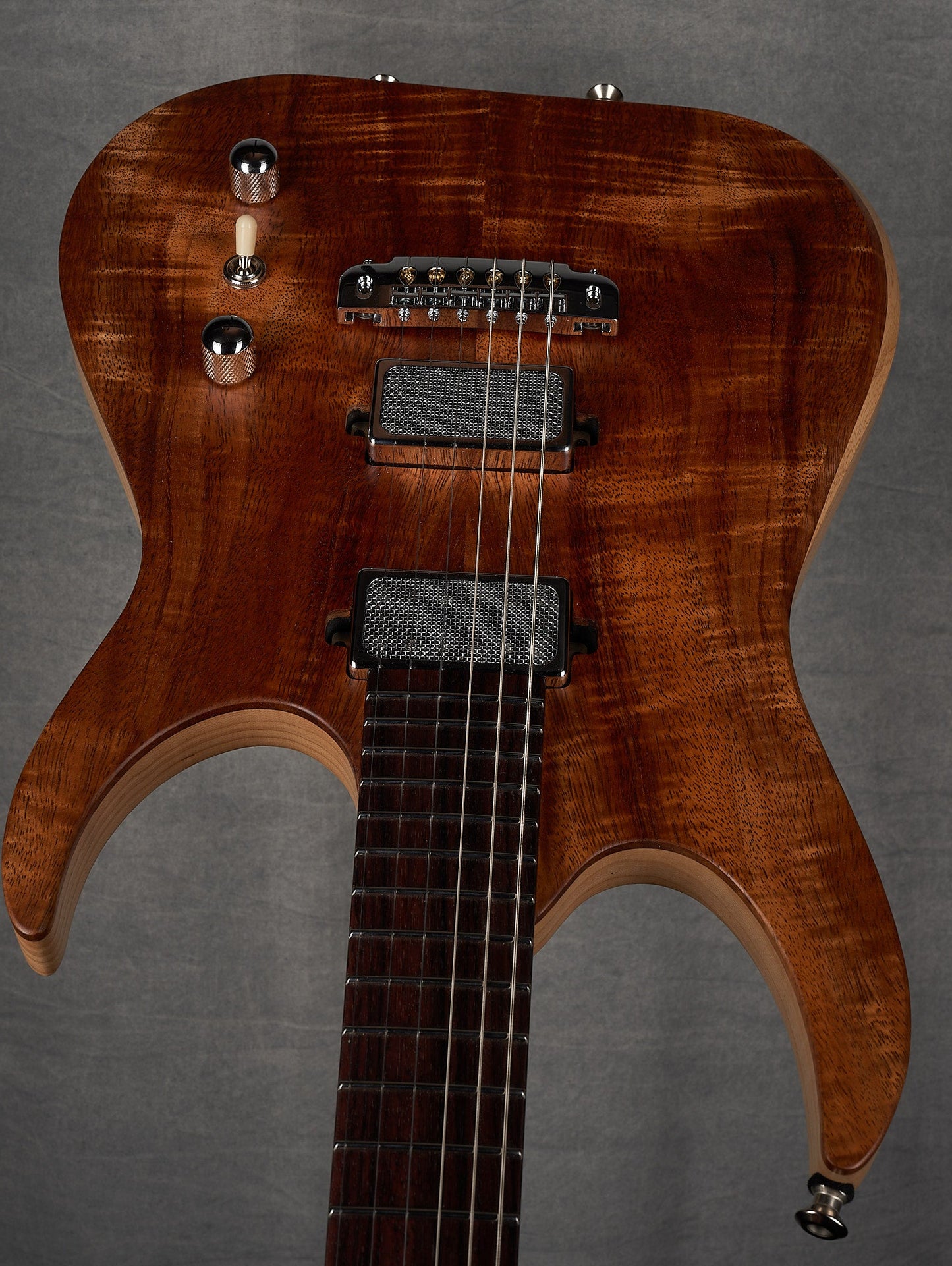 Blackmachine B6 Koa Top with wraparound bridge - Feline Made
