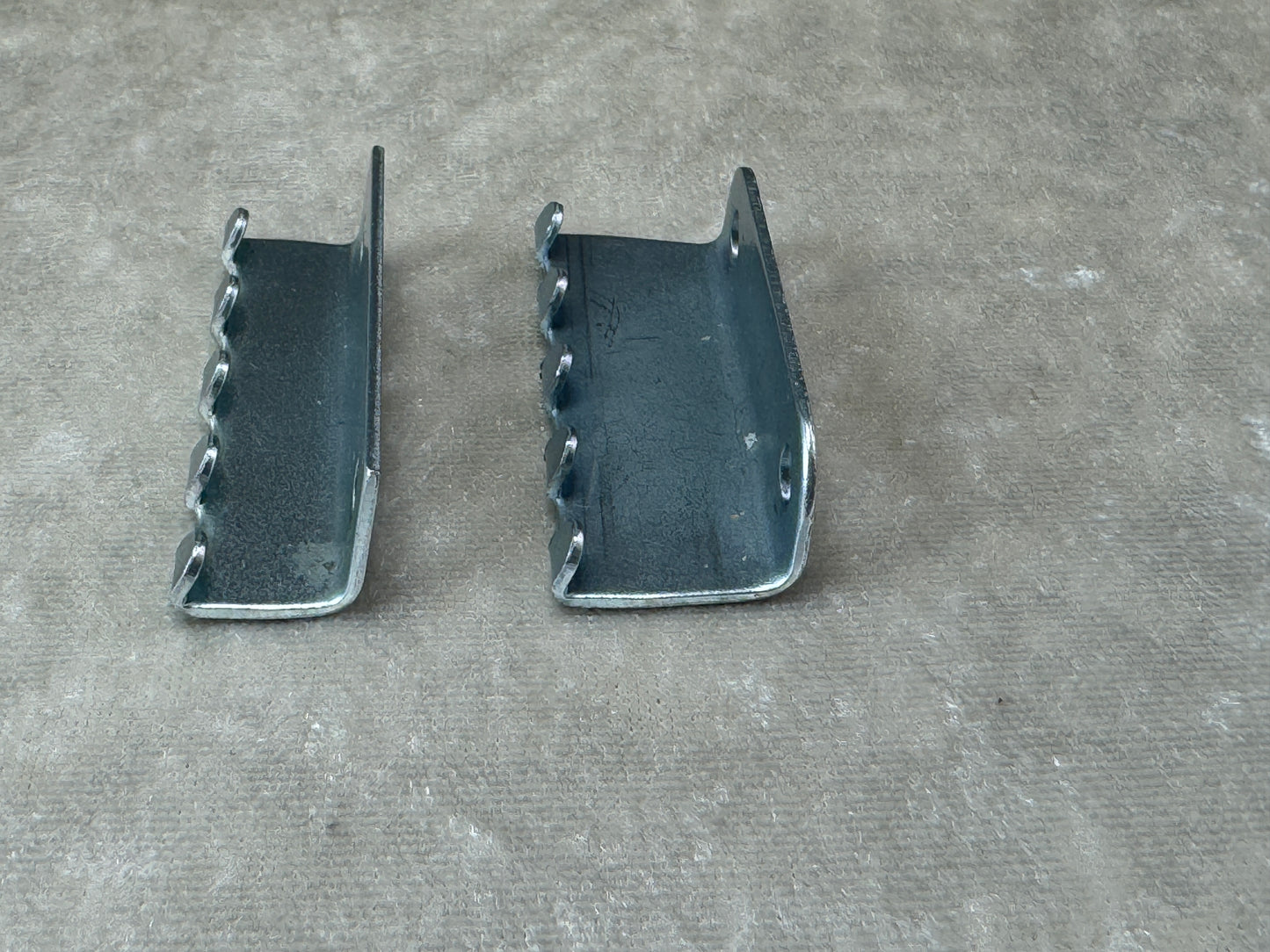 FATCAT SHORT SPRING CLAW FOOR WHERE MORE SPACE IS NEEDED