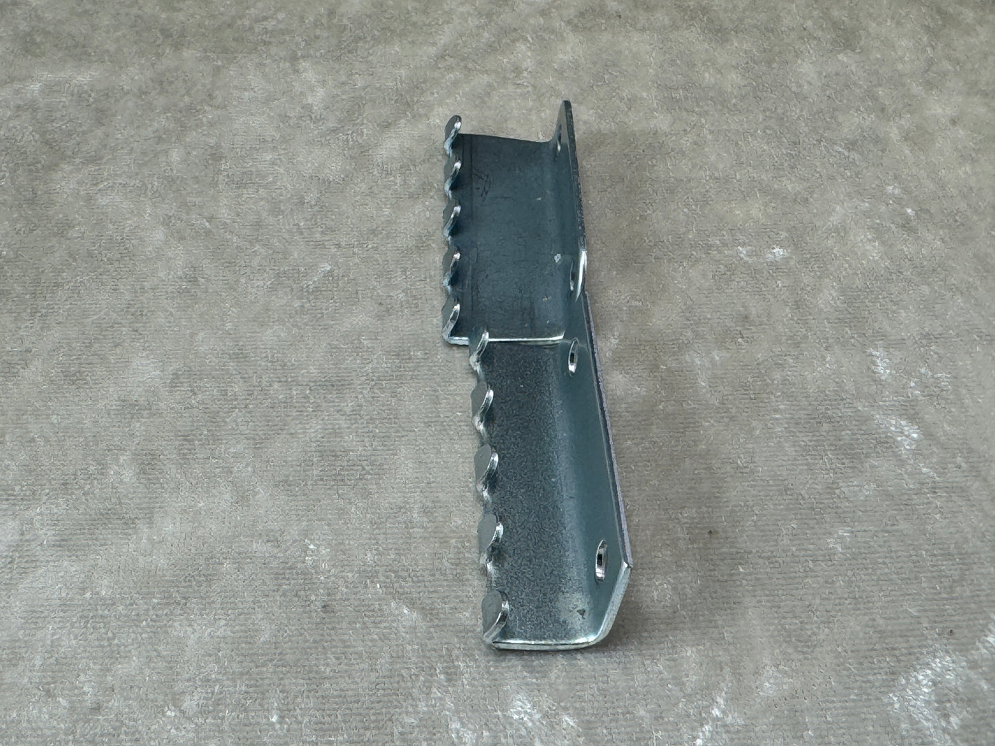 FATCAT SHORT SPRING CLAW FOOR WHERE MORE SPACE IS NEEDED
